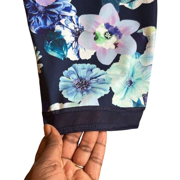 Old Navy Active Go Dry Crop Leggings Floral High-Rise Mesh-Hem Compression XXL - Picture 4 of 13